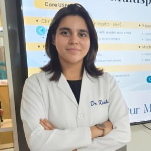 Dr. Keerti (PT)