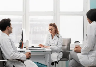 What Is An Entrepreneurial Consultant? (Examples & Stories).