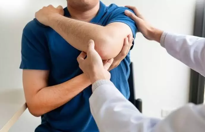 Best Physiotherapist Doctors Near Me in Sector 49, 50, 74, 75, 76, 77, 78, 79, 100 & 107, Noida