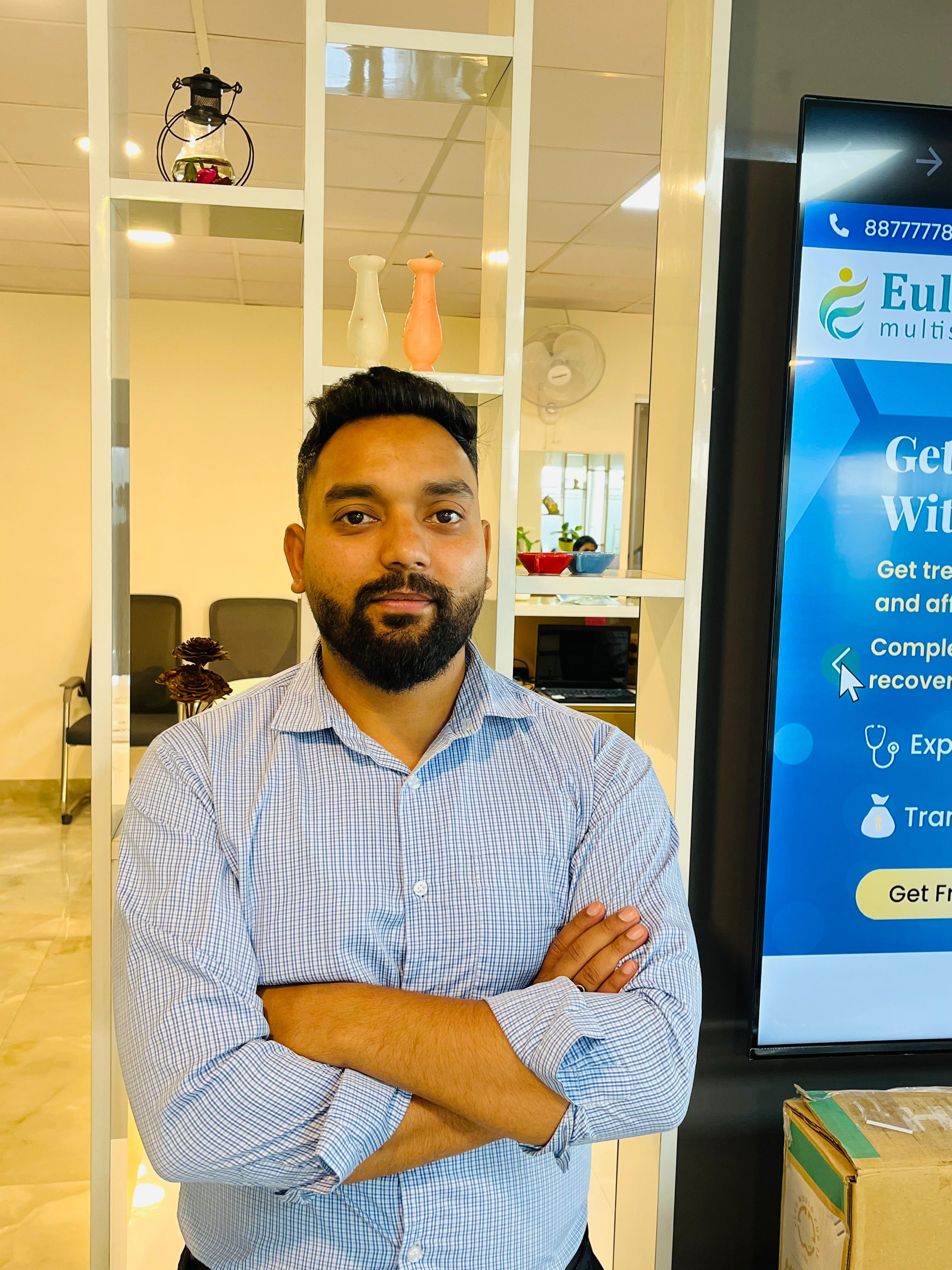 Dr. Himanshu Bisht (PT)